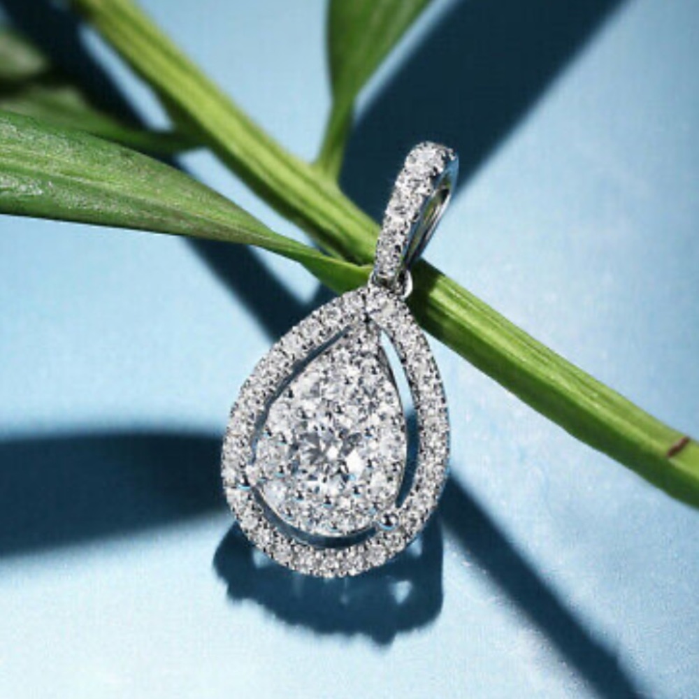 NWT SPARKLY STERLING Silver Necklace